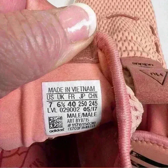 Adidas Hu Nmd Pharrell Williams Pink - Sz 7 men’s used but in great shape - Picture 14 of 14